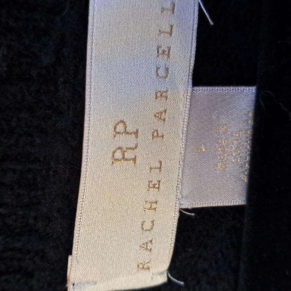 Rachel Parcell size L scalloped neckline pearl detail black sweater - Picture 2 of 6